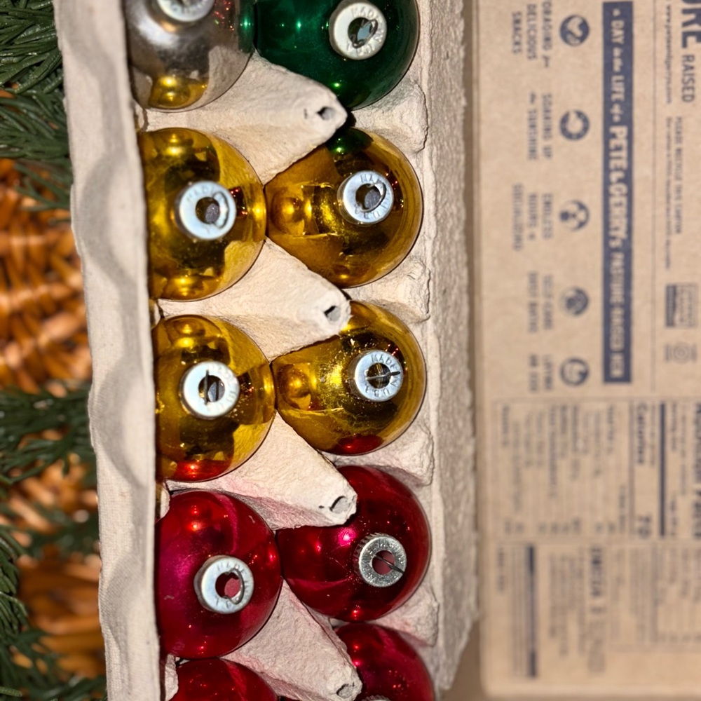Shiny Brite Ornament Set